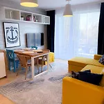 Waterline Kolobrzeg, Baseny I Strefa Rekreacyjna, Osiedle Feniks