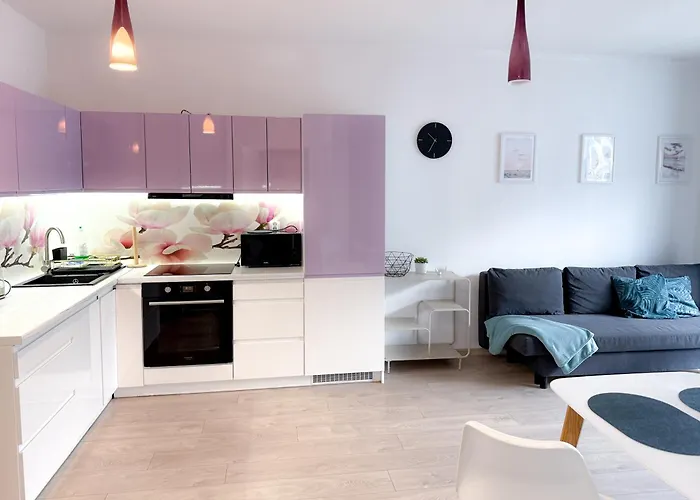 Waterline Kołobrzeg, Baseny I Strefa Rekreacyjna, Osiedle Feniks